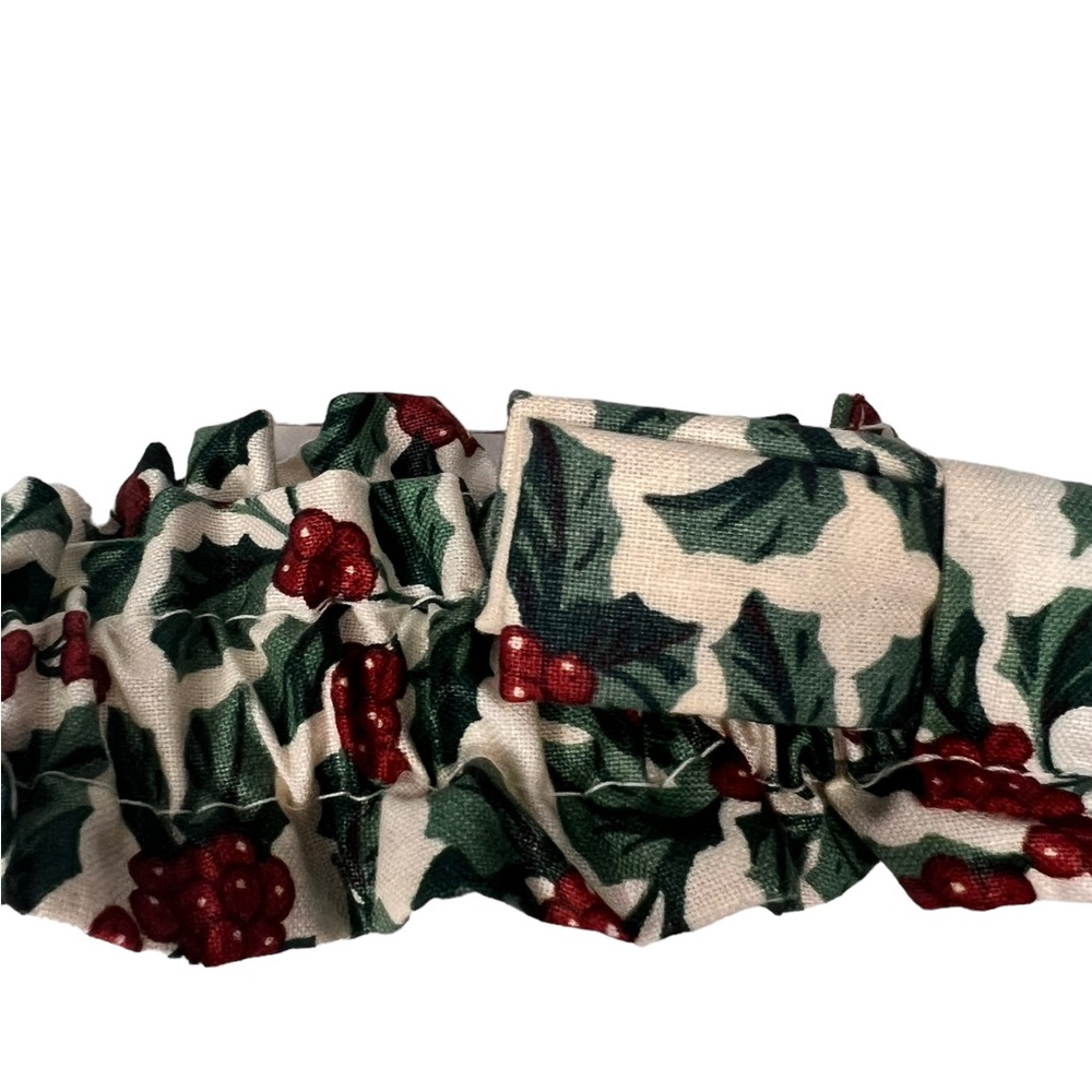 Retired Longaberger #226327 Traditional Holly Med Basket Garter MINT CONDITION